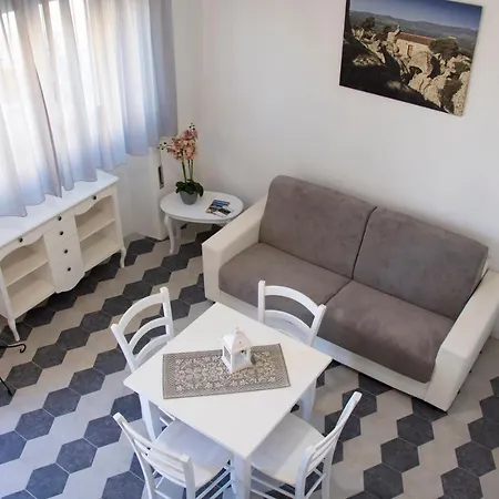 Zia Menga - Sardinia Bed & Breakfast Luogosanto